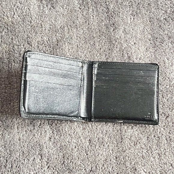 Authentic snake GUCCI wallet - Picture 5 of 5